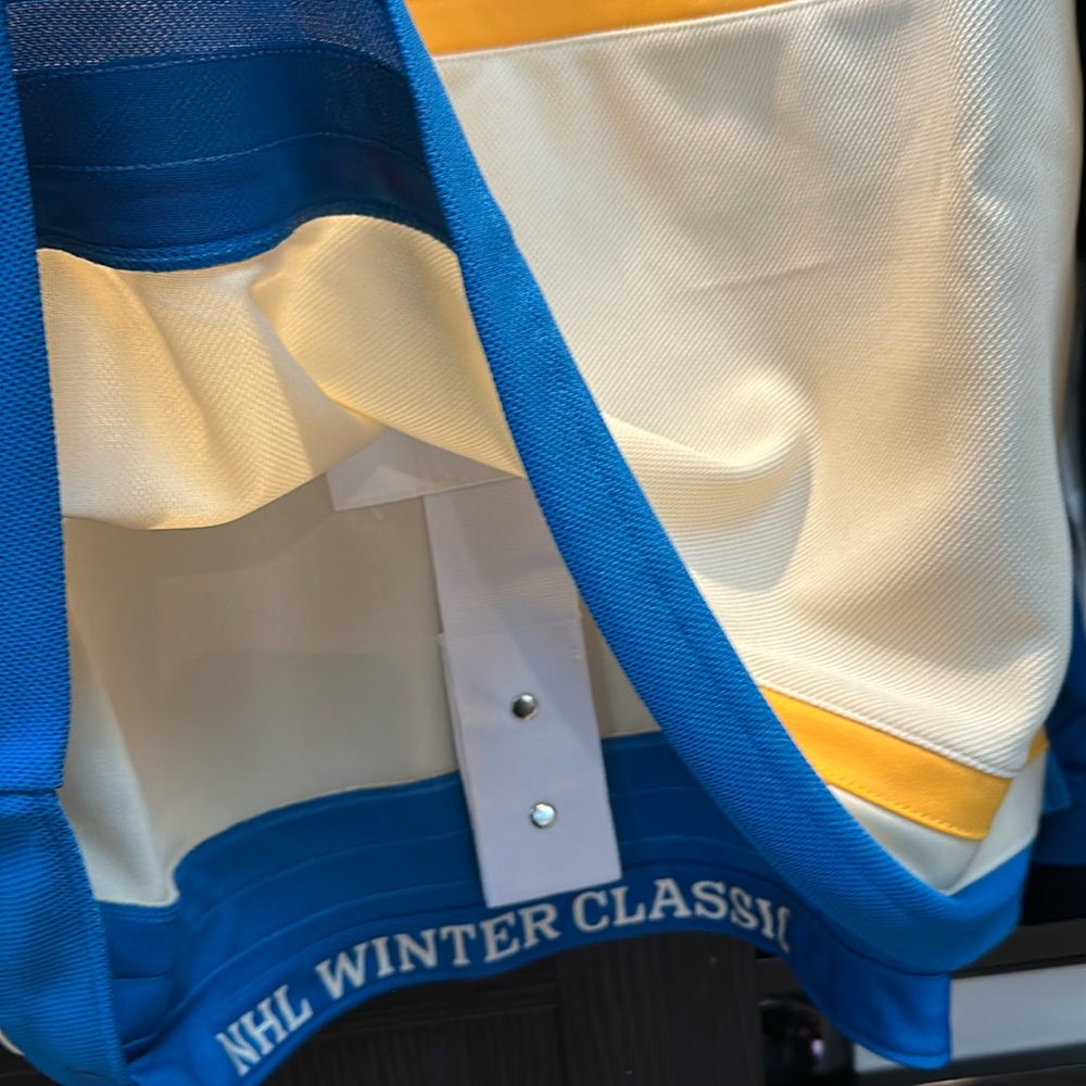 Jordan Binnington St. Louis Blues Fanatics Alternate Premium NHL Jersey - Cream - Picture 6 of 8